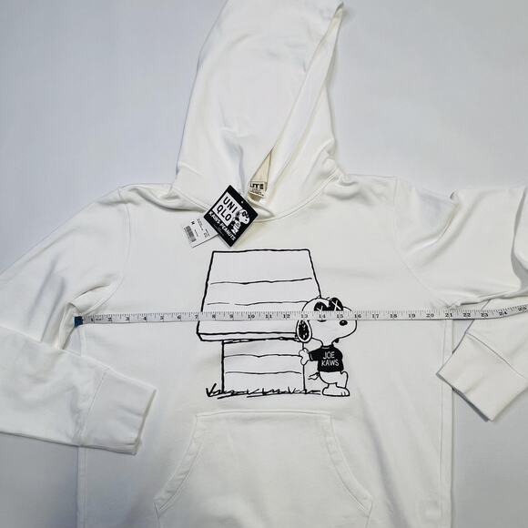 Uniqlo KAWS Peanuts Hoodie Mens Medium White Snoopy Joe Kaws Graphic Sweatshirt - Picture 7 of 9